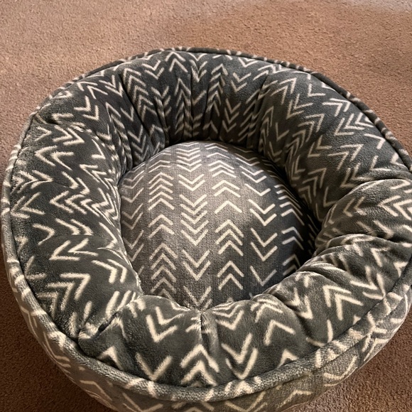 Fringe cat beds - Picture 5 of 8